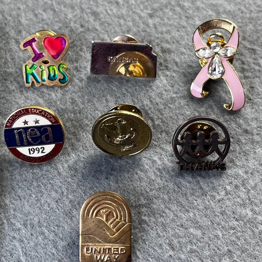 VTG Mixed Lapel Pin Lot American Heart Association United Way NEA Enamel Small - Picture 2 of 9